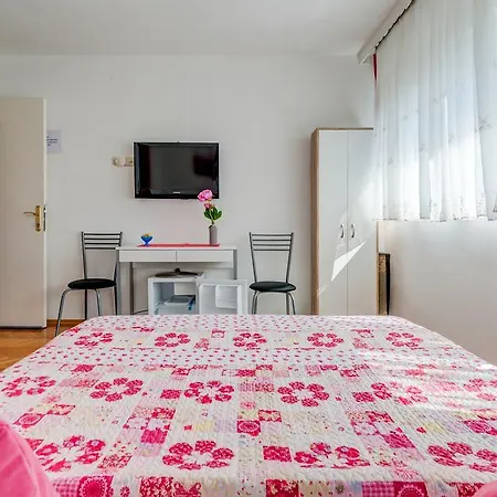 Guest house Alijev 3*