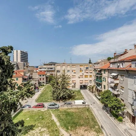 Alijev Guest house 3*