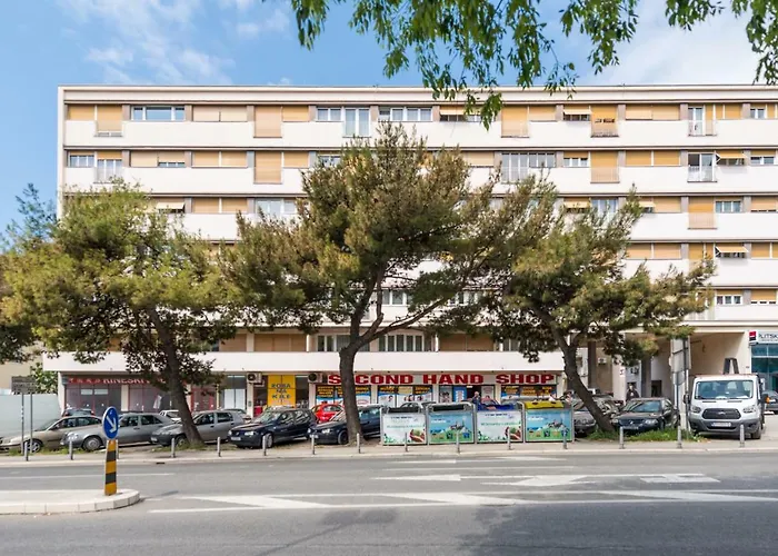 Gostinjska kuća Alijev 3*