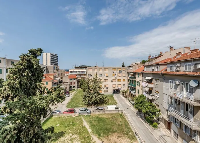 Alijev Gostinjska kuća 3*